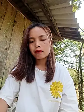 Nguyet2k4 online show from 04/06/26, 05:08