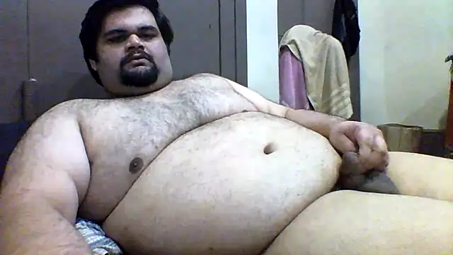 Snapshot of ShavenScope24 chatting on 05/01/26, 06:35 ShavenScope24 online show from 05/01/26, 06:35