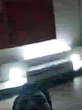 Snapshot of Vickyins480000 chatting on 03/27/26, 06:33 Vickyins480000 online show from 03/27/26, 06:33