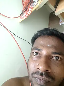 Snapshot of Vickyins480000 chatting on 04/14/26, 07:30 Vickyins480000 online show from 04/14/26, 07:30