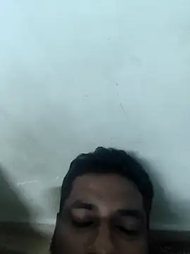 Snapshot of Vickyins480000 chatting on 01/13/26, 05:28 Vickyins480000 online show from 01/13/26, 05:28