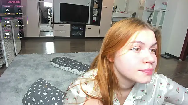 HeatherNextDoor online show from 11/05/25, 03:09