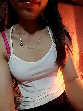 Snapshot of -Kem-01 chatting on 11/12/25, 02:48 -Kem-01 online show from 11/12/25, 02:48