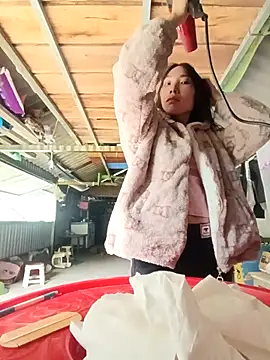 Snapshot of -Kem-01 chatting on 11/05/25, 06:49 -Kem-01 online show from 11/05/25, 06:49