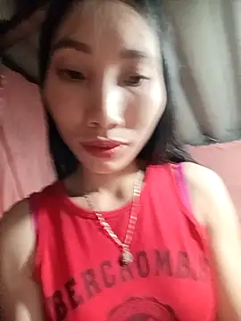 Snapshot of -Kem-01 chatting on 11/13/25, 10:08 -Kem-01 online show from 11/13/25, 10:08