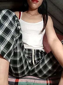 -Kem-01 online show from 04/15/26, 10:32