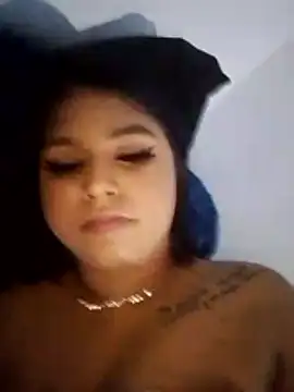 Snapshot of angie_hott chatting on 12/14/25, 09:42 angie hott online show from 12/14/25, 09:42