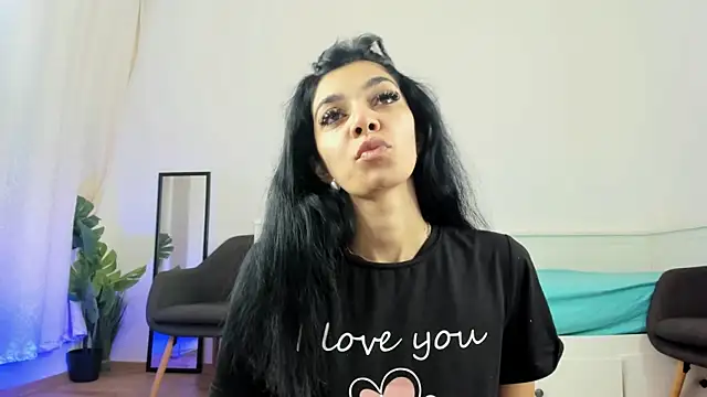 ReneeVoss online show from 04/08/26, 02:57