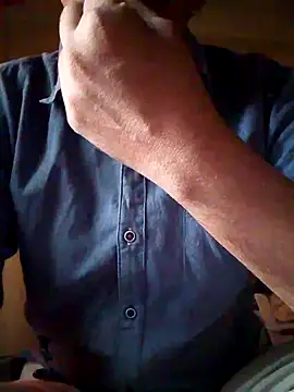 svk 05 online show from 10/17/25, 08:39