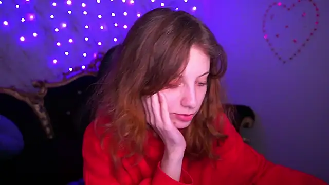 Snapshot of CuteeFoxy chatting on 02/16/26, 02:48 CuteeFoxy online show from 02/16/26, 02:48