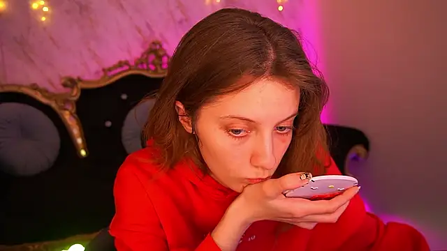 Snapshot of CuteeFoxy chatting on 01/14/26, 02:42 CuteeFoxy online show from 01/14/26, 02:42