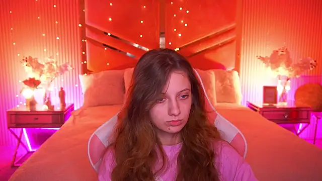 CuteeFoxy online show from 04/10/26, 01:29