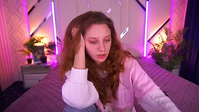 CuteeFoxy online show from 11/27/25, 02:39