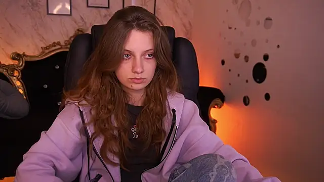 CuteeFoxy online show from 05/08/26, 12:31