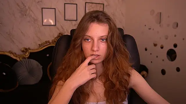 CuteeFoxy online show from 06/01/26, 01:00