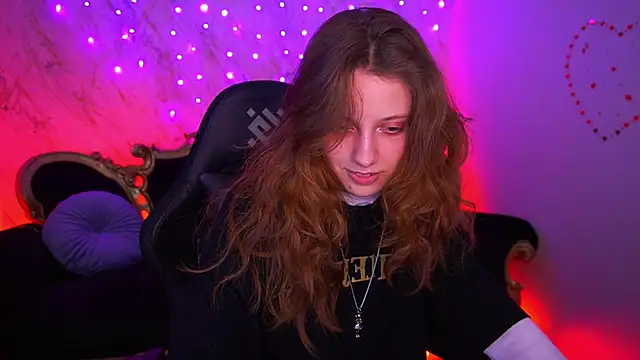 Snapshot of CuteeFoxy chatting on 02/23/26, 02:50 CuteeFoxy online show from 02/23/26, 02:50