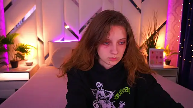 Snapshot of CuteeFoxy chatting on 02/27/26, 02:17 CuteeFoxy online show from 02/27/26, 02:17