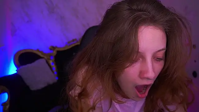 CuteeFoxy online show from 03/27/26, 01:45