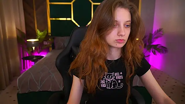 CuteeFoxy online show from 03/24/26, 01:55