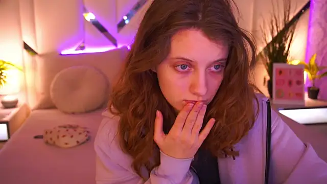 CuteeFoxy online show from 03/06/26, 01:28