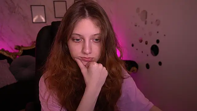 CuteeFoxy online show from 04/13/26, 12:31