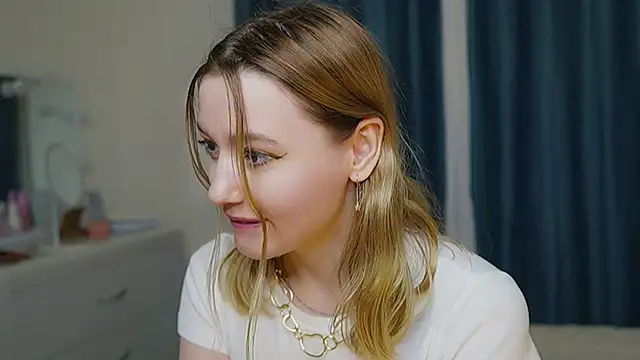 StarryMary online show from 11/24/25, 09:04