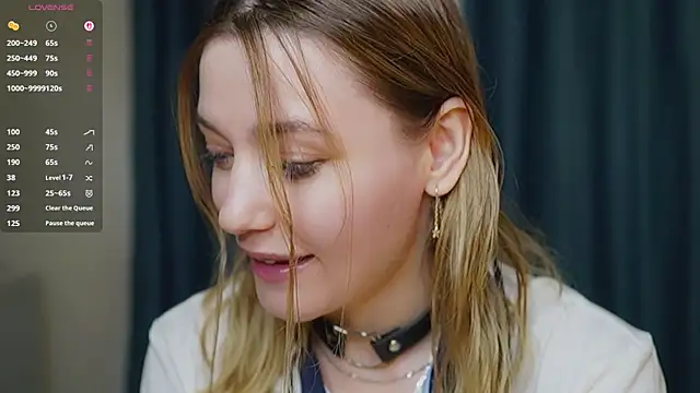 StarryMary online show from 11/23/25, 09:03