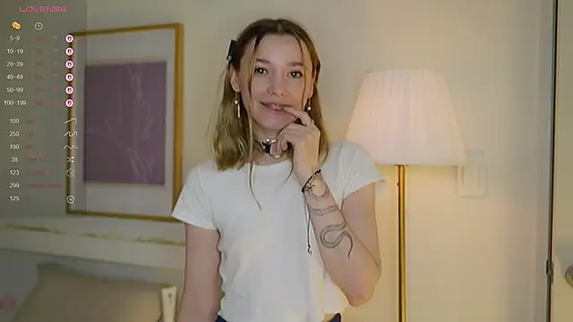 StarryMary online show from 10/25/25, 09:04