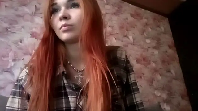 Snapshot of kseniaks1 chatting on 10/14/25, 10:16 kseniaks1 online show from 10/14/25, 10:16