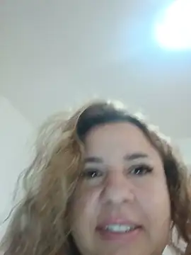 Snapshot of BelleInna chatting on 06/21/26, 09:59 BelleInna online show from 06/21/26, 09:59