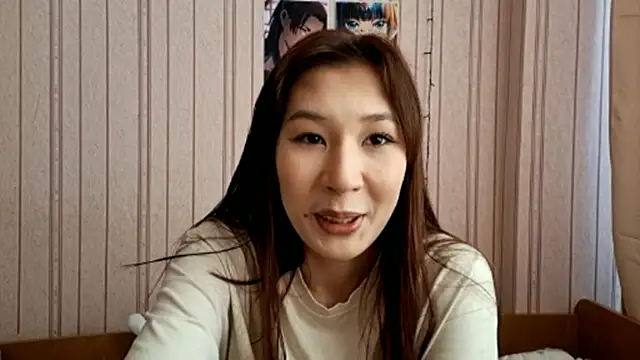 Snapshot of RegineBreyfogle chatting on 10/22/25, 10:15 RegineBreyfogle online show from 10/22/25, 10:15