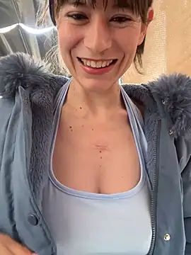 AlanaRius18 online show from 03/06/26, 08:53