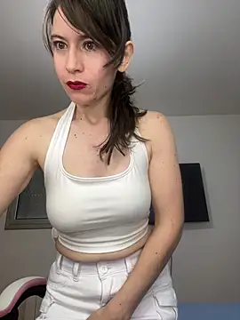 AlanaRius18 online show from 02/06/26, 09:27