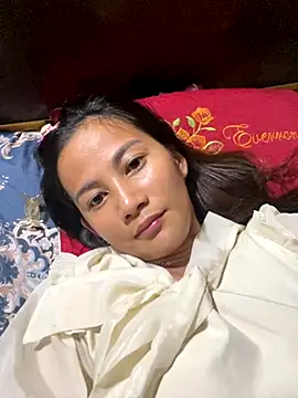 Snapshot of Miss-World00 chatting on 11/17/25, 07:01 Miss-World00 online show from 11/17/25, 07:01