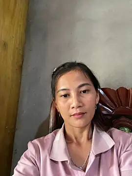 Snapshot of Miss-World00 chatting on 11/14/25, 02:48 Miss-World00 online show from 11/14/25, 02:48