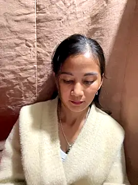 Snapshot of Miss-World00 chatting on 10/24/25, 01:10 Miss-World00 online show from 10/24/25, 01:10