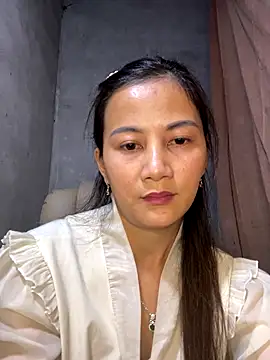 Snapshot of Miss-World00 chatting on 12/18/25, 01:22 Miss-World00 online show from 12/18/25, 01:22