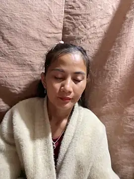 Snapshot of Miss-World00 chatting on 11/11/25, 01:33 Miss-World00 online show from 11/11/25, 01:33