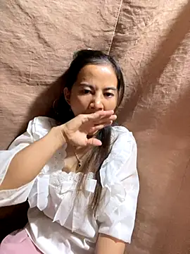 Snapshot of Miss-World00 chatting on 11/02/25, 12:26 Miss-World00 online show from 11/02/25, 12:26