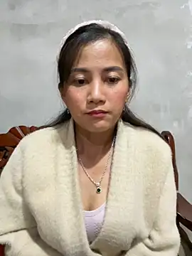 Snapshot of Miss-World00 chatting on 11/27/25, 01:44 Miss-World00 online show from 11/27/25, 01:44