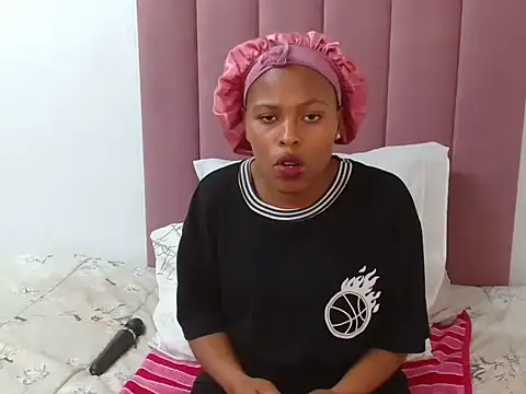 Bubbles156 online show from 11/05/25, 08:12