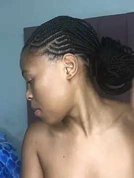 Bubbles156 online show from 03/18/26, 07:48