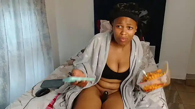 Bubbles156 online show from 12/04/25, 08:24