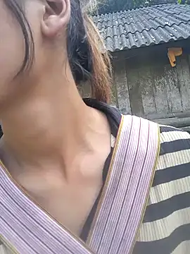 Snapshot of chipuca chatting on 10/19/25, 07:55 chipuca online show from 10/19/25, 07:55