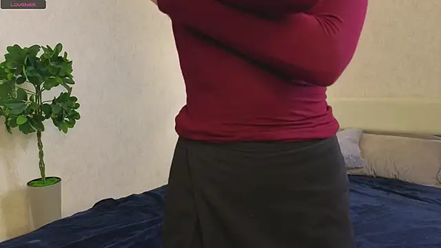 Erosyne online show from 02/10/26, 05:23