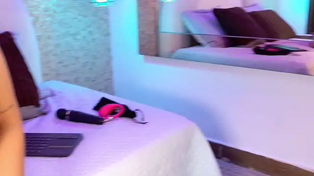 emmy rose25 online show from 03/24/26, 11:43