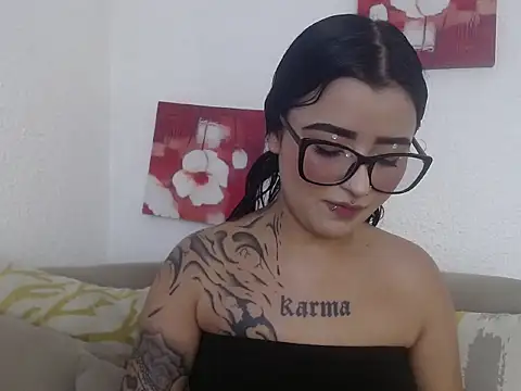 Nebula Lux online show from 01/07/26, 12:32