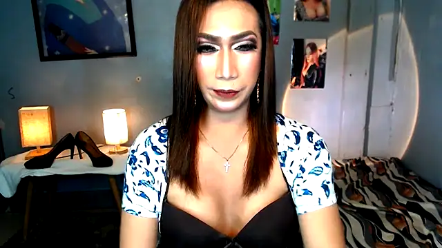 littleredbunny27 online show from 03/14/26, 06:25