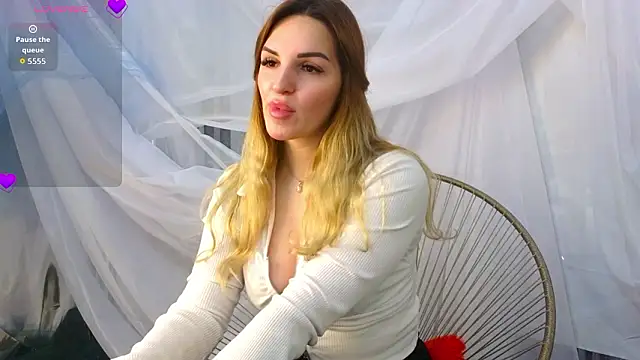 Snapshot of LustLagoon chatting on 02/16/26, 06:12 LustLagoon online show from 02/16/26, 06:12