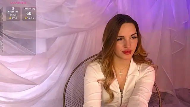 Snapshot of LustLagoon chatting on 02/12/26, 06:02 LustLagoon online show from 02/12/26, 06:02